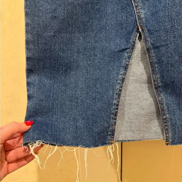 Topshop Moto Blue Denim Skirt – Women’s 2 – EUC / Excellent Cond - Picture 4 of 9